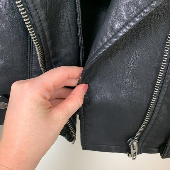 Blank NYC NEO Black Vegan Leather Zip Moto Jacket removable knit hood XS - Picture 7 of 14